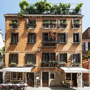 3* Hotel Agli Alboretti