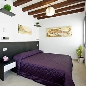 2* Pensjonat Margherita House