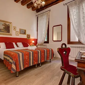  Hotel San Samuele